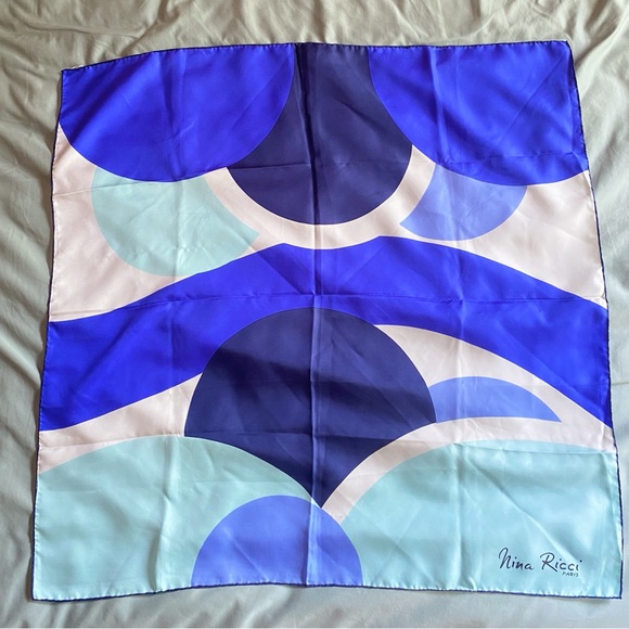 Vintage NINA RICCI PARIS Silk Scarf Square Blue White Rolled Hem Abstract Circle - Picture 2 of 7